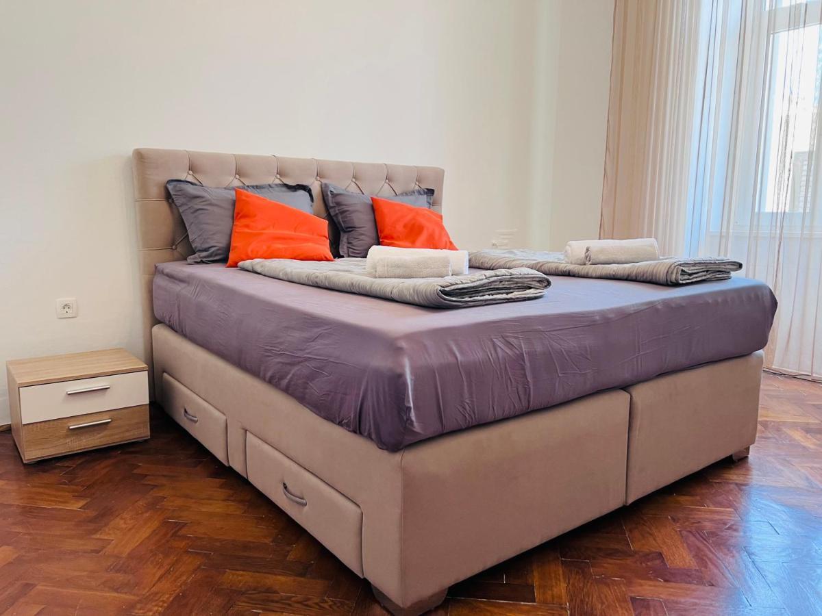 Apartment For Special Getaway Rose Pula Bagian luar foto